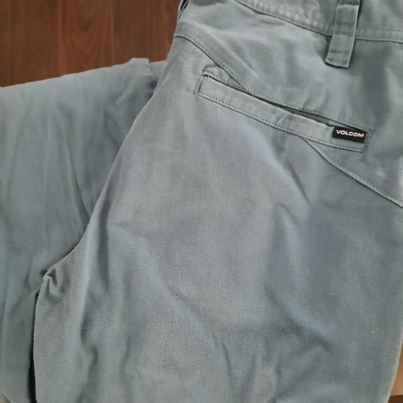 Volcom Chino - Picture 2 of 2